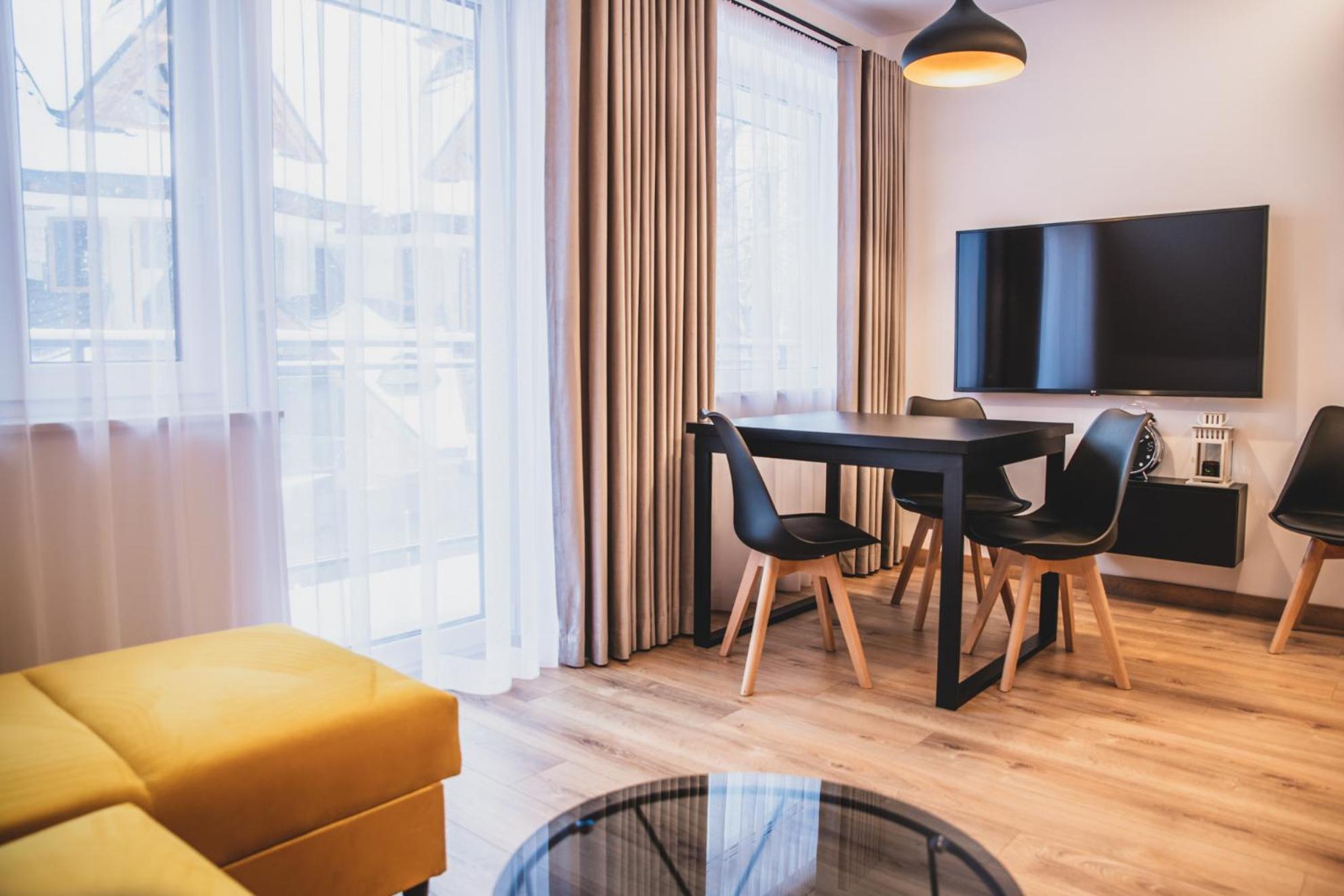 Apartamenty W Centrum Gorski Krysztal ザコパネ エクステリア 写真