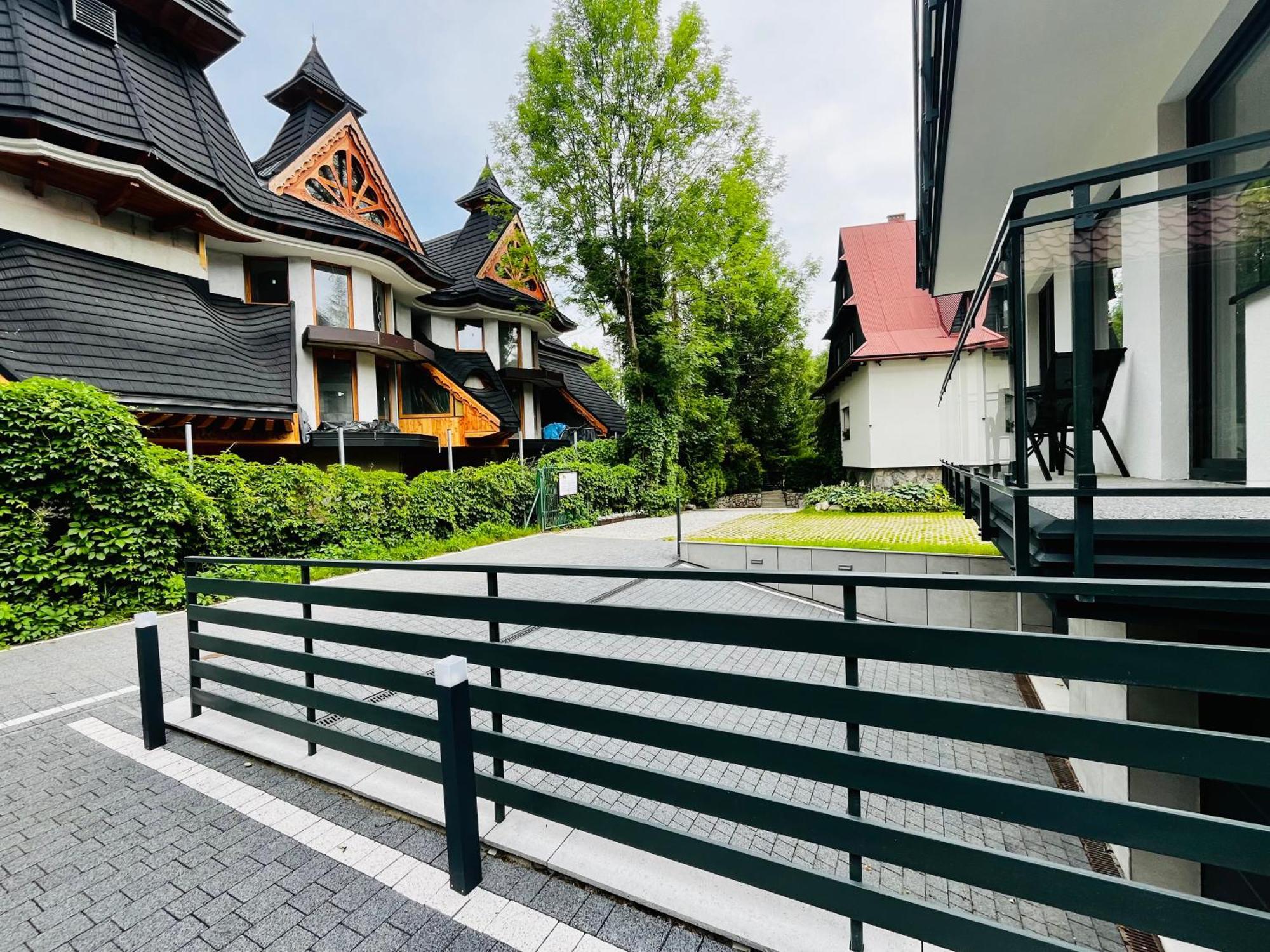 Apartamenty W Centrum Gorski Krysztal ザコパネ エクステリア 写真